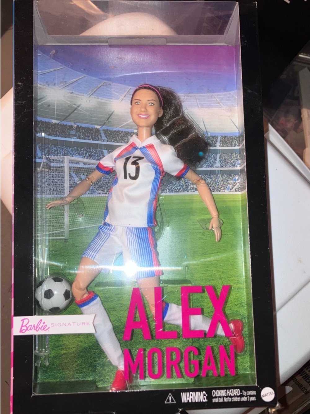 Mattel Barbie Signature‎ Alex Morgan Soccer Doll - White & Blue Kit New in Box